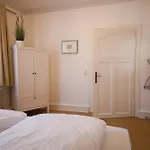 Grosse In Jugendstil-villa, Kassel-bad Wilhelmshoehe Am Unesco-bergpark, Herkulesblick, 3 Schlafzimmer, Boxspring-betten, Bis 8 Personen, Balkon, Kostenfreie Parkplaetze - Art City-studio 11 Apartament