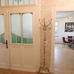 Grosse In Jugendstil-villa, Kassel-bad Wilhelmshoehe Am Unesco-bergpark, Herkulesblick, 3 Schlafzimmer, Boxspring-betten, Bis 8 Personen, Balkon, Kostenfreie Parkplaetze - Art City-studio 11 Apartament *