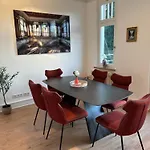 Grosse In Jugendstil-villa, Kassel-bad Wilhelmshoehe Am Unesco-bergpark, Herkulesblick, 3 Schlafzimmer, Boxspring-betten, Bis 8 Personen, Balkon, Kostenfreie Parkplaetze - Art City-studio 11