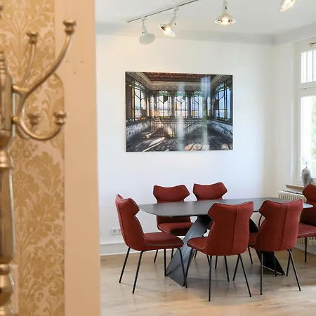 Grosse In Jugendstil-villa, Kassel-bad Wilhelmshoehe Am Unesco-bergpark, Herkulesblick, 3 Schlafzimmer, Boxspring-betten, Bis 8 Personen, Balkon, Kostenfreie Parkplaetze - Art City-studio 11 شقة *