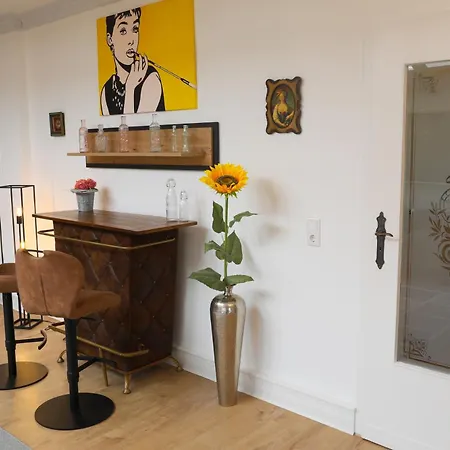Grosse In Jugendstil-villa, Kassel-bad Wilhelmshoehe Am Unesco-bergpark, Herkulesblick, 3 Schlafzimmer, Boxspring-betten, Bis 8 Personen, Balkon, Kostenfreie Parkplaetze - Art City-studio 11 דירה קאסל