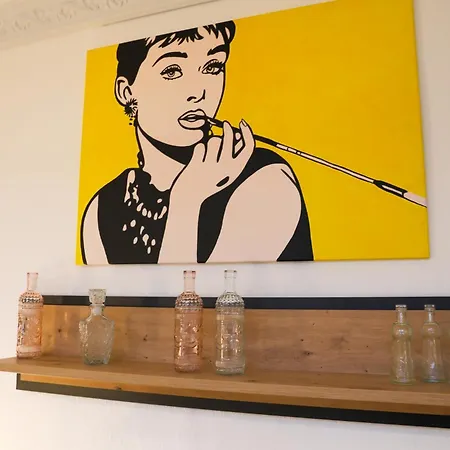 Art City-studio Kassel-bad Wilhelmshoehe Am Unesco-bergpark, Herkulesblick, 3 Schlafzimmer Bis 8 Personen, Balkon, Kostenfreie Parkplaetze