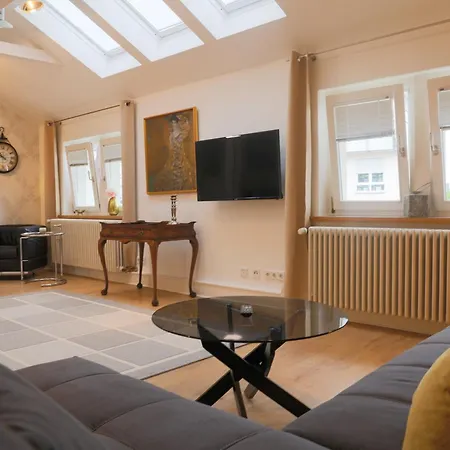 شقة Grosse In Jugendstil-villa, Kassel-bad Wilhelmshoehe Am Unesco-bergpark, Herkulesblick, 3 Schlafzimmer, Boxspring-betten, Bis 8 Personen, Balkon, Kostenfreie Parkplaetze - Art City-studio 11