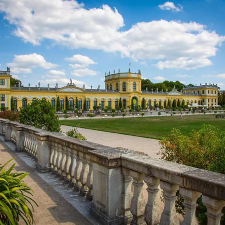 Grosse In Jugendstil-villa, Kassel-bad Wilhelmshoehe Am Unesco-bergpark, Herkulesblick, 3 Schlafzimmer, Boxspring-betten, Bis 8 Personen, Balkon, Kostenfreie Parkplaetze - Art City-studio 11 Apartment Kassel