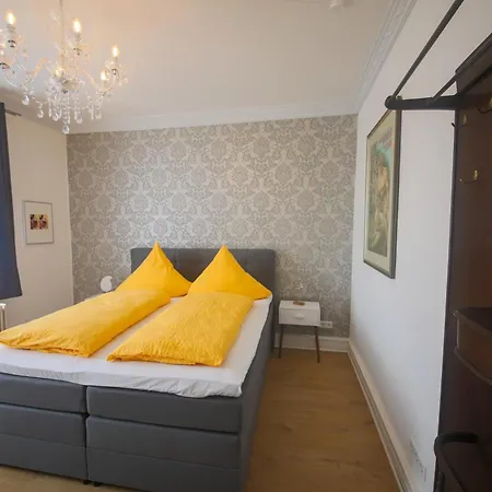 Apartamento Art City-studio Kassel-bad Wilhelmshoehe Am Unesco-bergpark, Herkulesblick, 3 Schlafzimmer Bis 8 Personen, Balkon, Kostenfreie Parkplaetze *