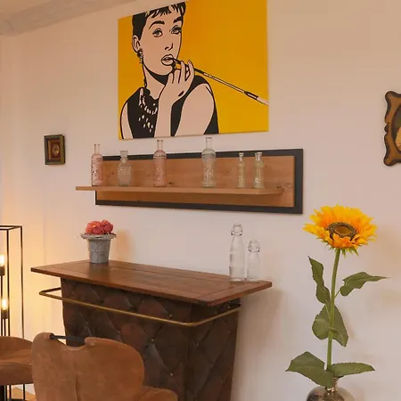Grosse In Jugendstil-villa, Kassel-bad Wilhelmshoehe Am Unesco-bergpark, Herkulesblick, 3 Schlafzimmer, Boxspring-betten, Bis 8 Personen, Balkon, Kostenfreie Parkplaetze - Art City-studio 11 דירה קאסל