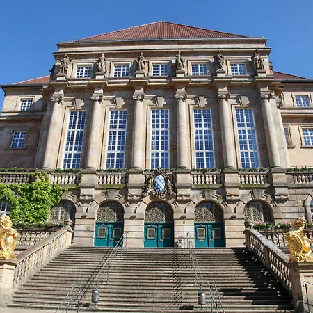 Grosse In Jugendstil-villa, Kassel-bad Wilhelmshoehe Am Unesco-bergpark, Herkulesblick, 3 Schlafzimmer, Boxspring-betten, Bis 8 Personen, Balkon, Kostenfreie Parkplaetze - Art City-studio 11 קאסל