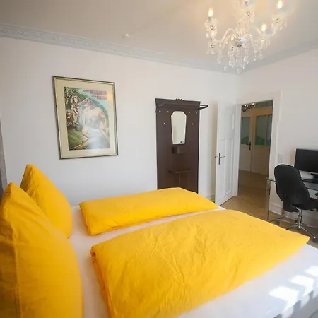 Grosse In Jugendstil-villa, Kassel-bad Wilhelmshoehe Am Unesco-bergpark, Herkulesblick, 3 Schlafzimmer, Boxspring-betten, Bis 8 Personen, Balkon, Kostenfreie Parkplaetze - Art City-studio 11 דירה *