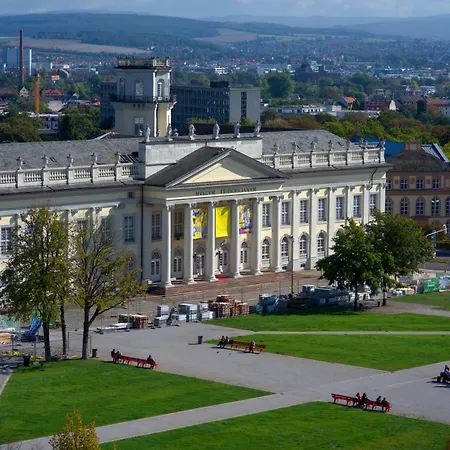 Grosse In Jugendstil-villa, Kassel-bad Wilhelmshoehe Am Unesco-bergpark, Herkulesblick, 3 Schlafzimmer, Boxspring-betten, Bis 8 Personen, Balkon, Kostenfreie Parkplaetze - Art City-studio 11