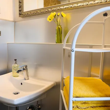 Art City-studio Kassel-bad Wilhelmshoehe Am Unesco-bergpark, Herkulesblick, 3 Schlafzimmer Bis 8 Personen, Balkon, Kostenfreie Parkplaetze Apartamento Kassel