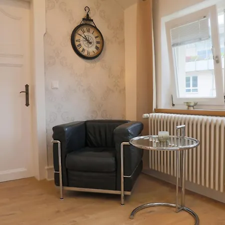 Grosse In Jugendstil-villa, Kassel-bad Wilhelmshoehe Am Unesco-bergpark, Herkulesblick, 3 Schlafzimmer, Boxspring-betten, Bis 8 Personen, Balkon, Kostenfreie Parkplaetze - Art City-studio 11 *