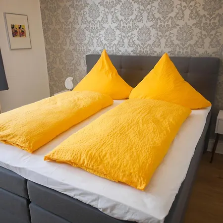 Grosse In Jugendstil-villa, Kassel-bad Wilhelmshoehe Am Unesco-bergpark, Herkulesblick, 3 Schlafzimmer, Boxspring-betten, Bis 8 Personen, Balkon, Kostenfreie Parkplaetze - Art City-studio 11 דירה קאסל