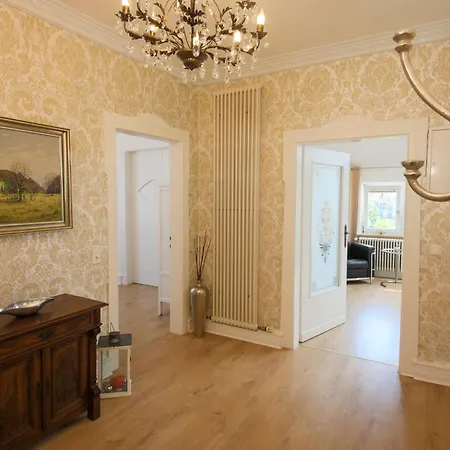 Grosse In Jugendstil-villa, Kassel-bad Wilhelmshoehe Am Unesco-bergpark, Herkulesblick, 3 Schlafzimmer, Boxspring-betten, Bis 8 Personen, Balkon, Kostenfreie Parkplaetze - Art City-studio 11 דירה קאסל