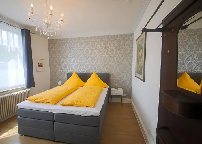 Apartment Grosse In Jugendstil-villa, Kassel-bad Wilhelmshoehe Am Unesco-bergpark, Herkulesblick, 3 Schlafzimmer, Boxspring-betten, Bis 8 Personen, Balkon, Kostenfreie Parkplaetze - Art City-studio 11 *