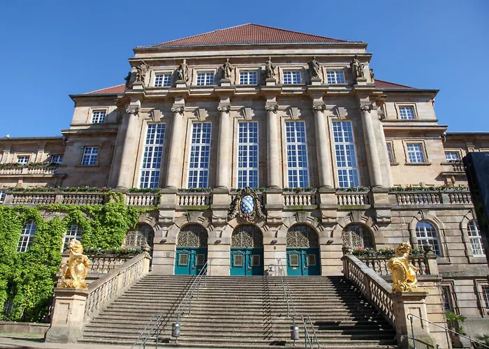 Grosse In Jugendstil-villa, Kassel-bad Wilhelmshoehe Am Unesco-bergpark, Herkulesblick, 3 Schlafzimmer, Boxspring-betten, Bis 8 Personen, Balkon, Kostenfreie Parkplaetze - Art City-studio 11 Kassel
