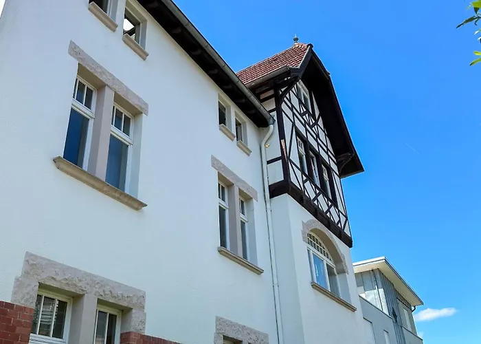 Grosse In Jugendstil-villa, Kassel-bad Wilhelmshoehe Am Unesco-bergpark, Herkulesblick, 3 Schlafzimmer, Boxspring-betten, Bis 8 Personen, Balkon, Kostenfreie Parkplaetze - Art City-studio 11 Kassel