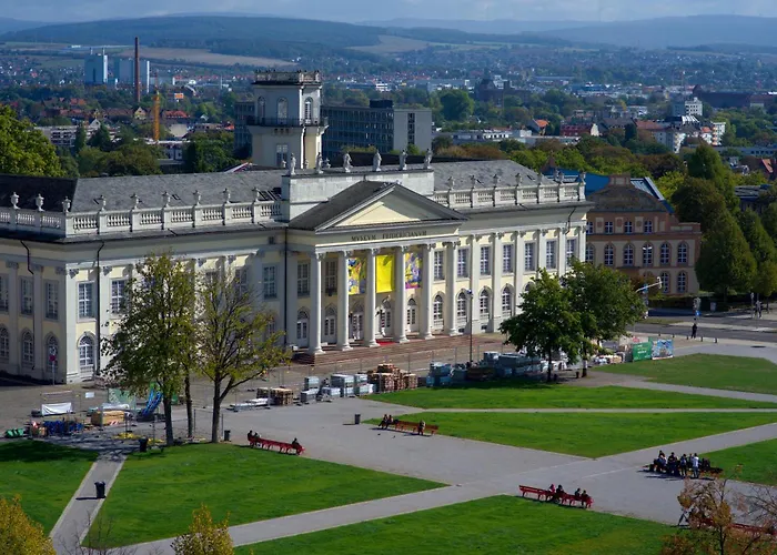 Grosse In Jugendstil-villa, Kassel-bad Wilhelmshoehe Am Unesco-bergpark, Herkulesblick, 3 Schlafzimmer, Boxspring-betten, Bis 8 Personen, Balkon, Kostenfreie Parkplaetze - Art City-studio 11
