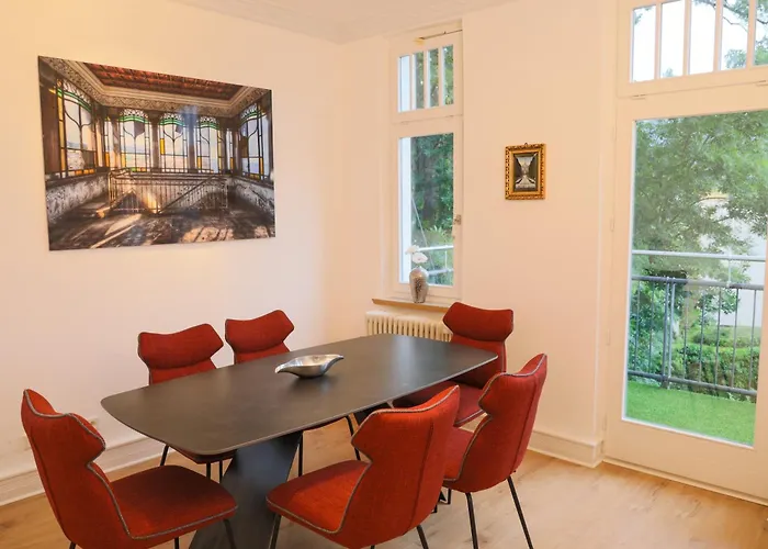 Grosse In Jugendstil-villa, Kassel-bad Wilhelmshoehe Am Unesco-bergpark, Herkulesblick, 3 Schlafzimmer, Boxspring-betten, Bis 8 Personen, Balkon, Kostenfreie Parkplaetze - Art City-studio 11 Kassel